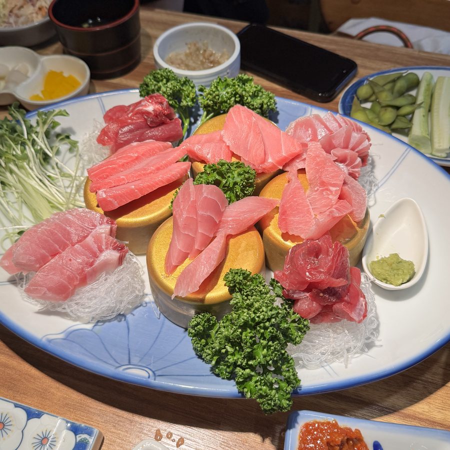 Sashimi platter
